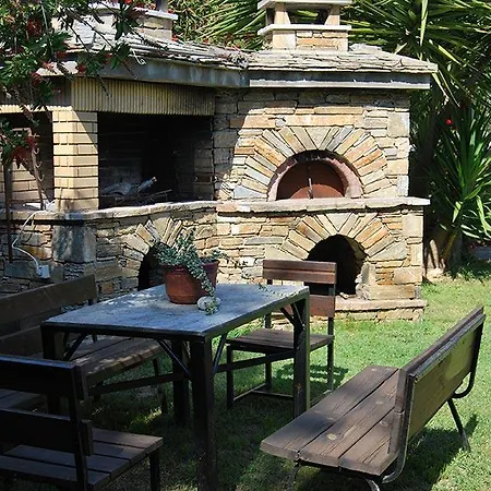 Katerina 3* Platanias (Thessaly)