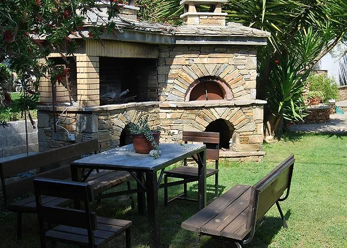 Katerina 3* Platanias (Thessaly)